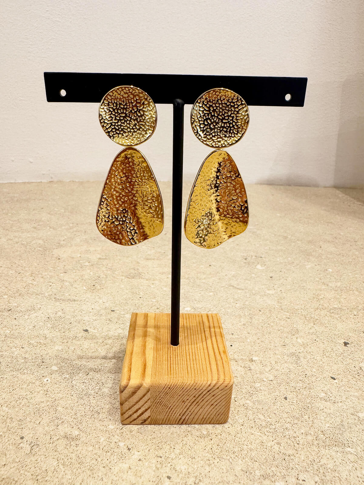 BRINCOS ETRIA DE OURO