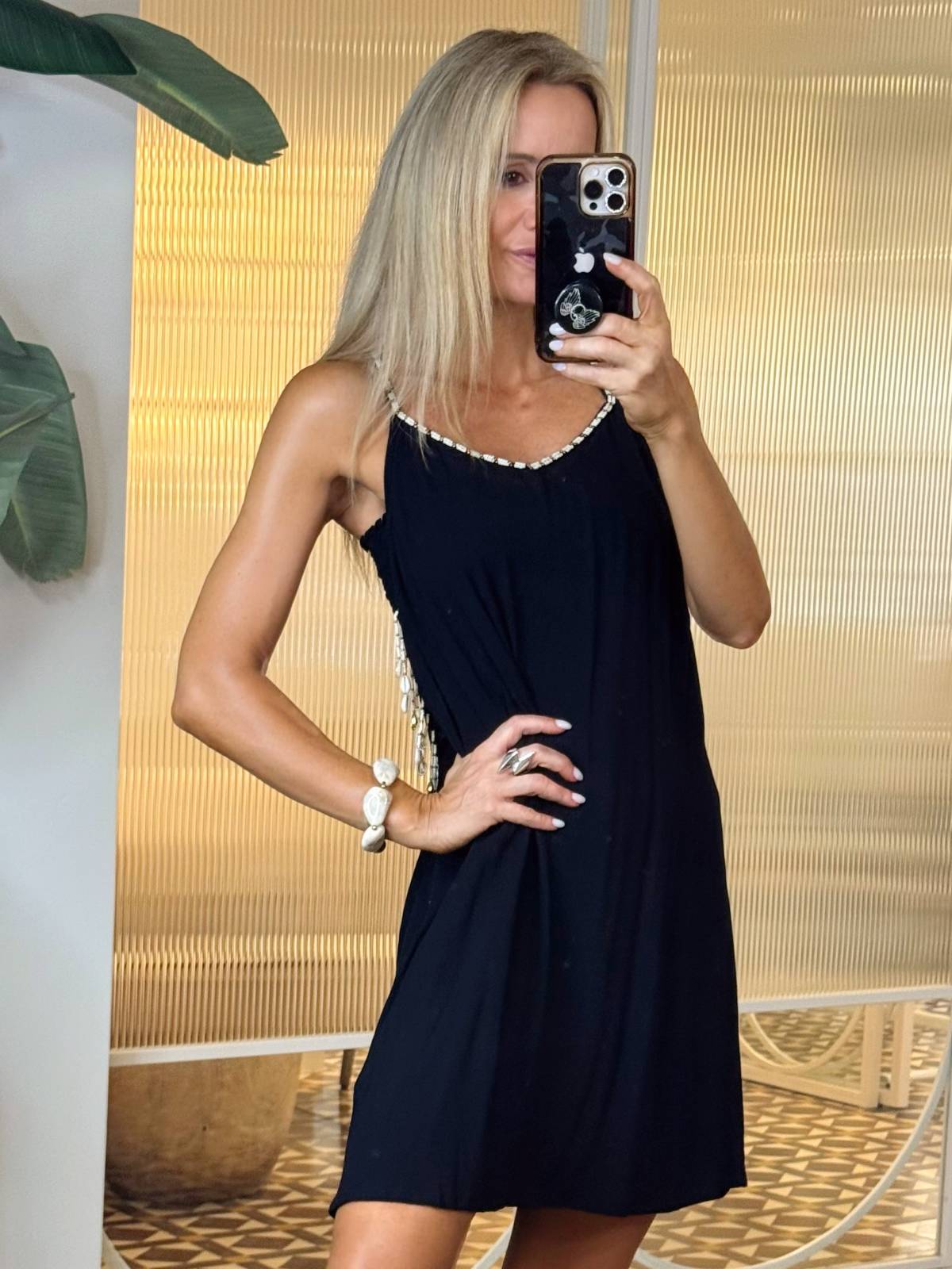 VESTIDO ANSE CORTO NEGRO