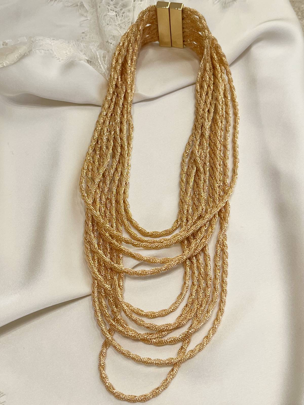 COLAR GOLD ELEVEN