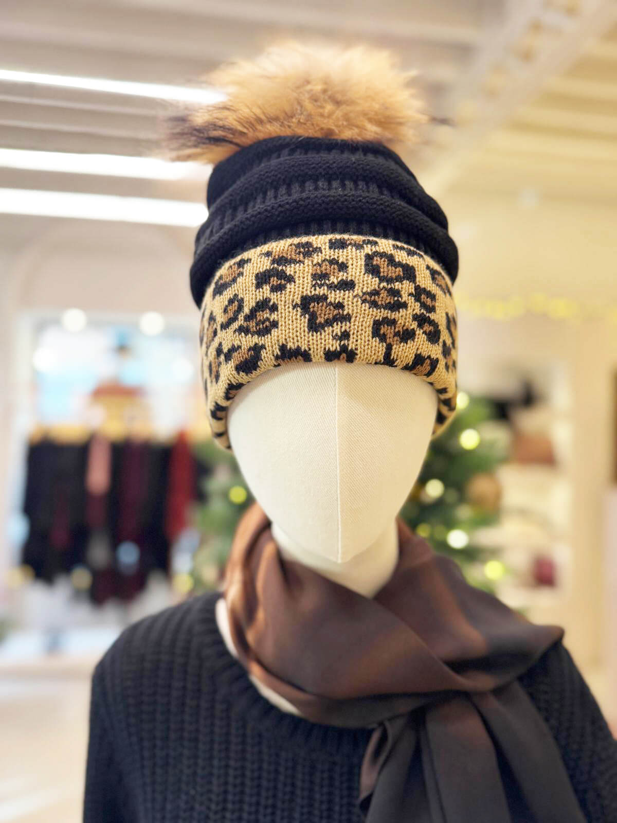 GORRO ANIMAL PRINT NEGRO