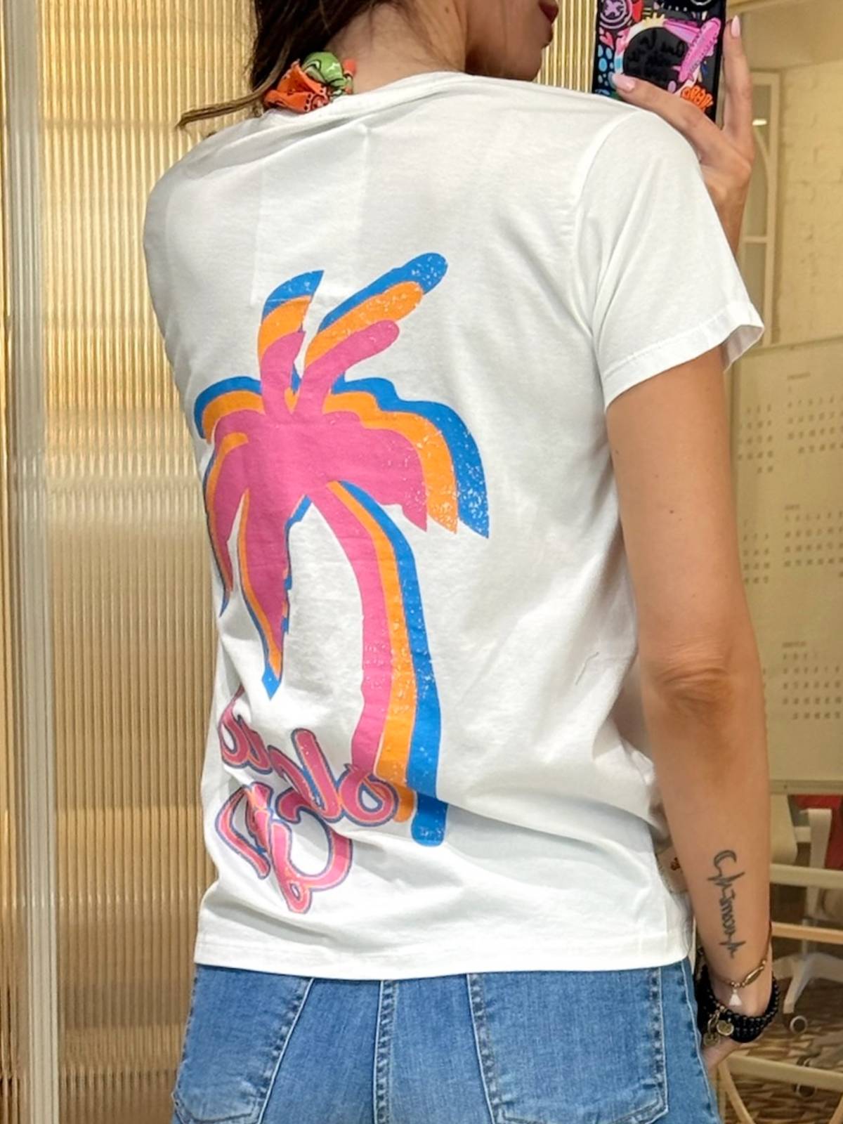 CAMISETA HALINA