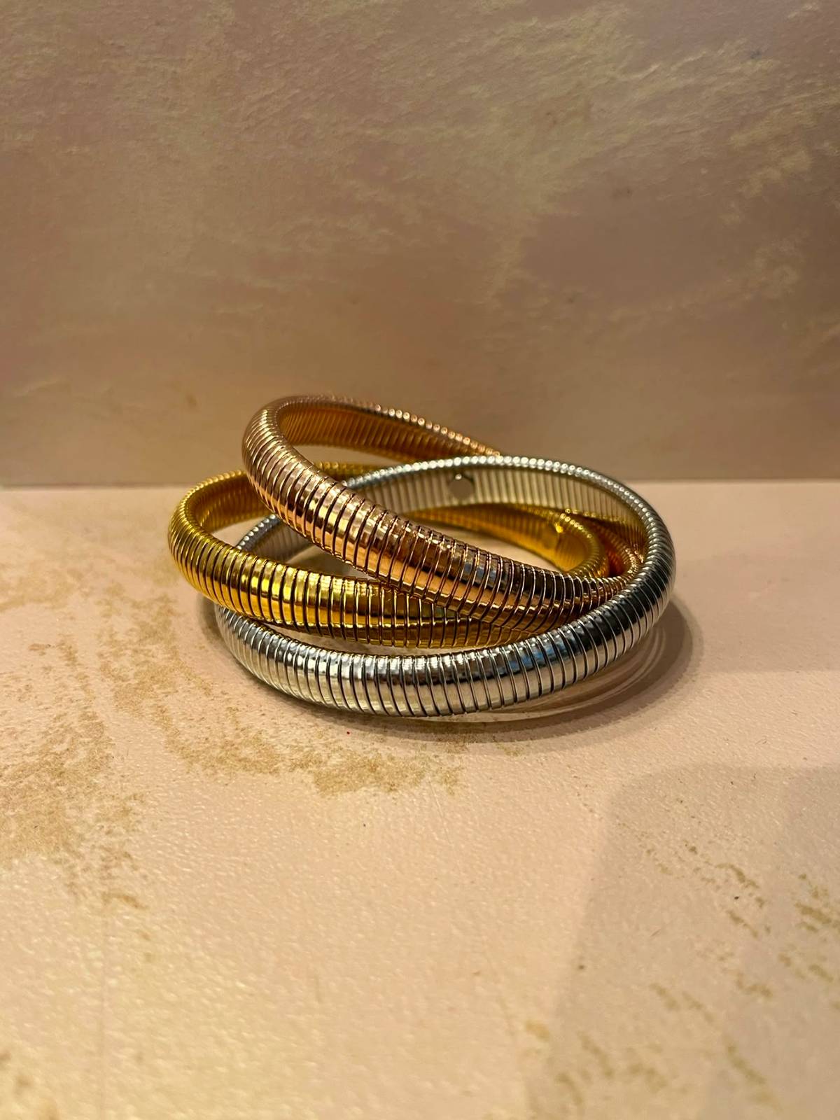 PULSERA KOVA DORADO