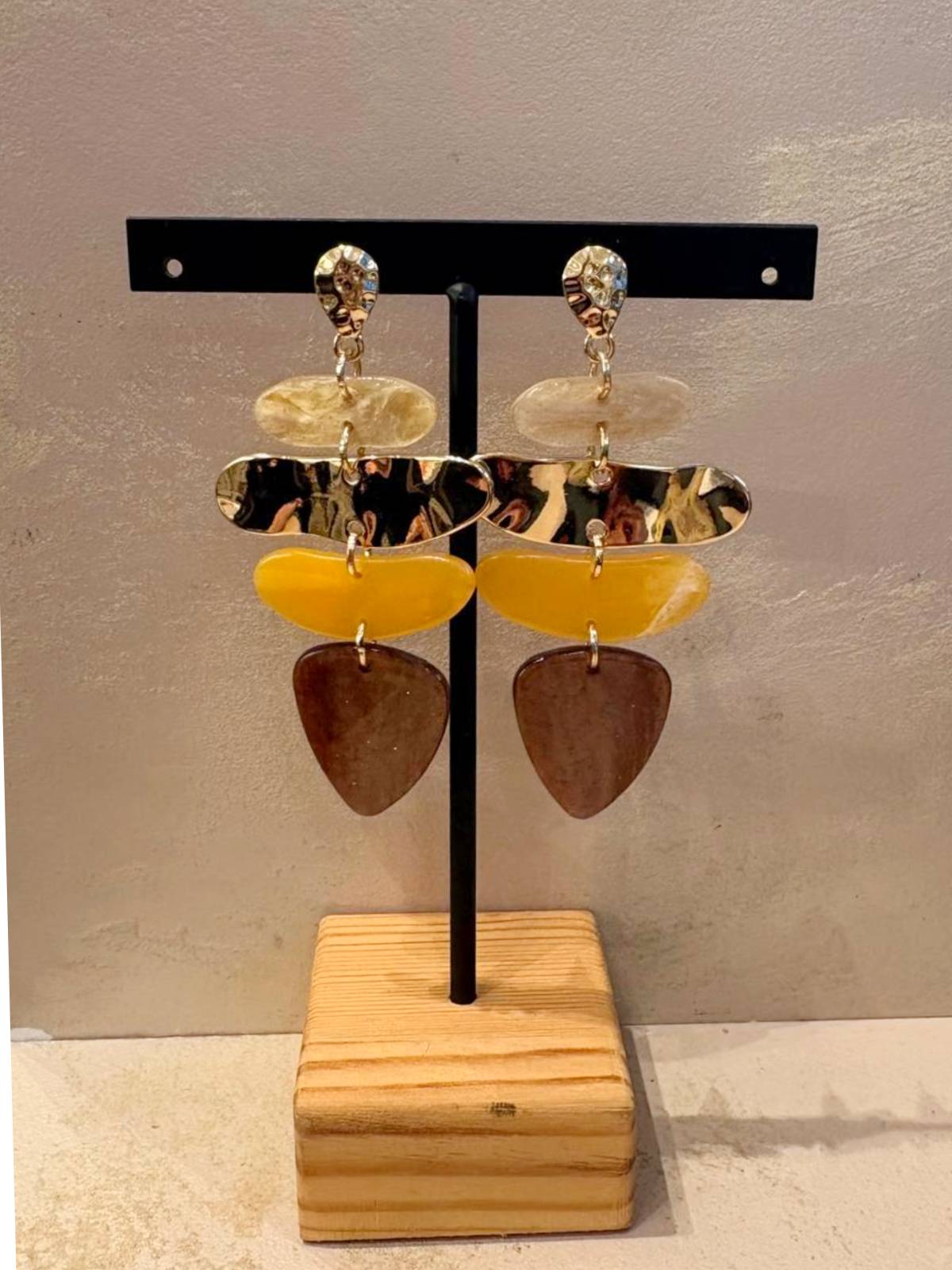 BOUCLES D'OREILLES MOUTARDE FROTTA