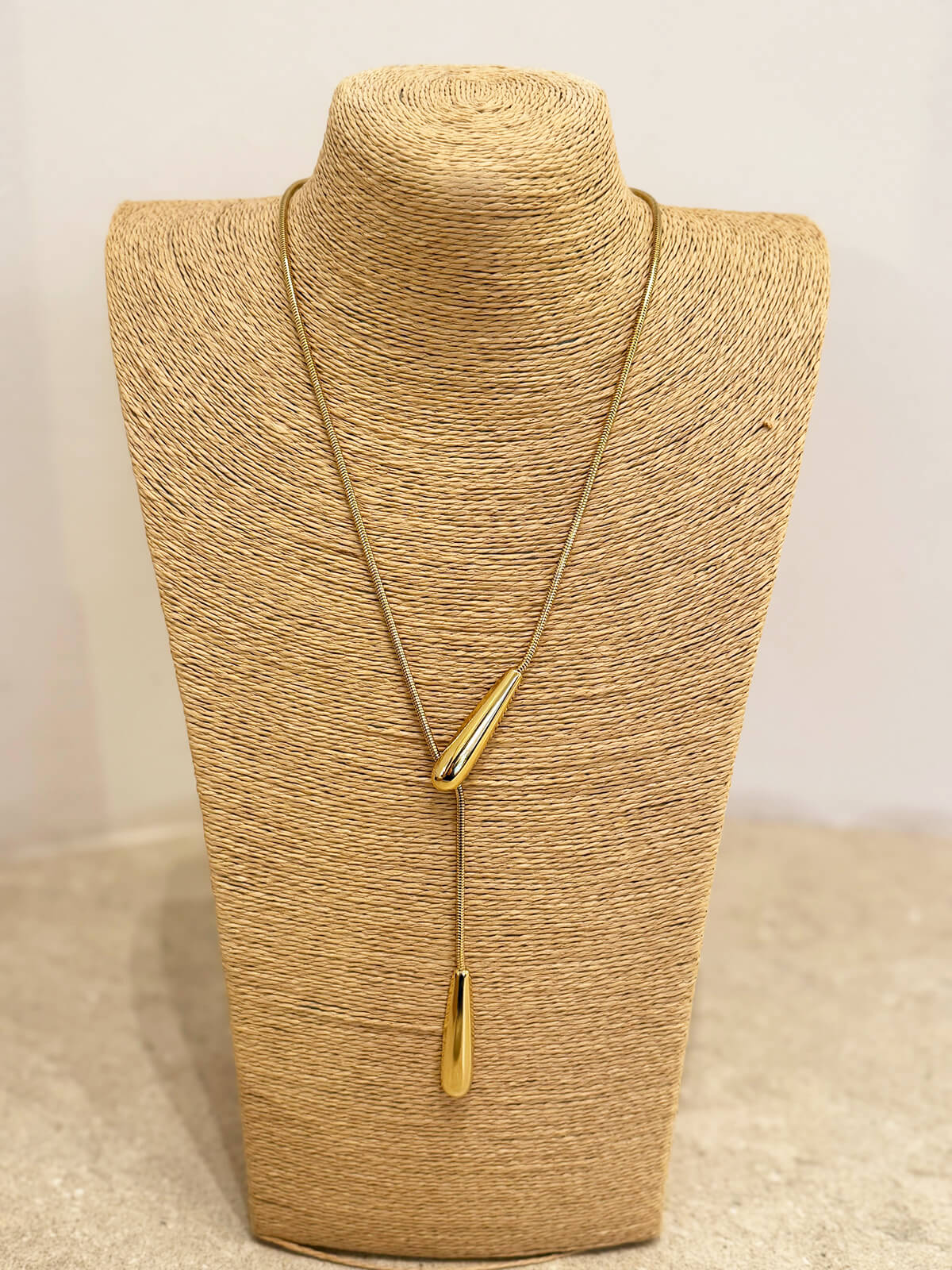 COLAR DE OURO YANEL