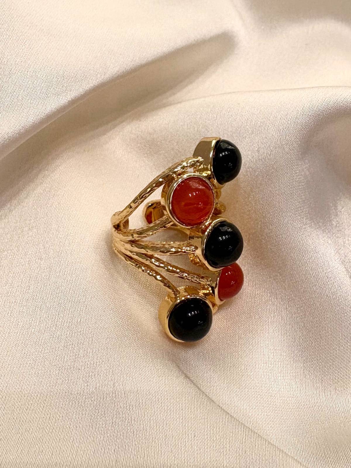 ZAIDEN CORAL RING
