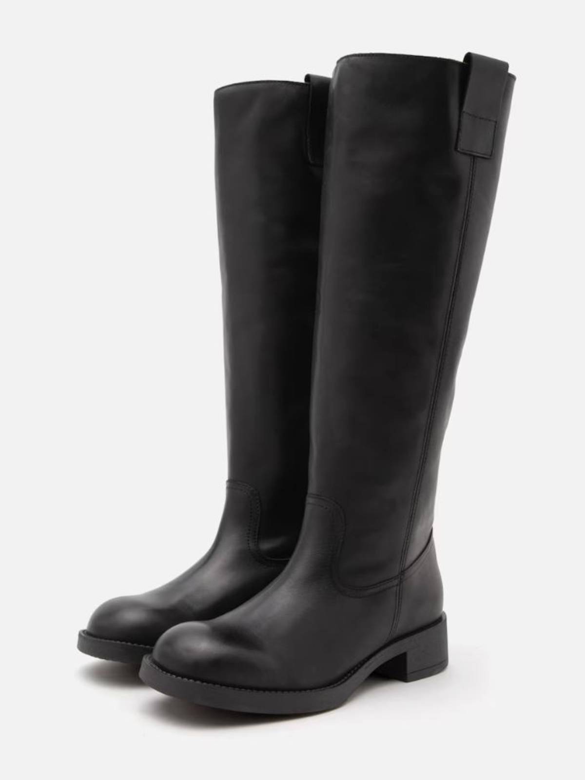 BOTA ZOLA