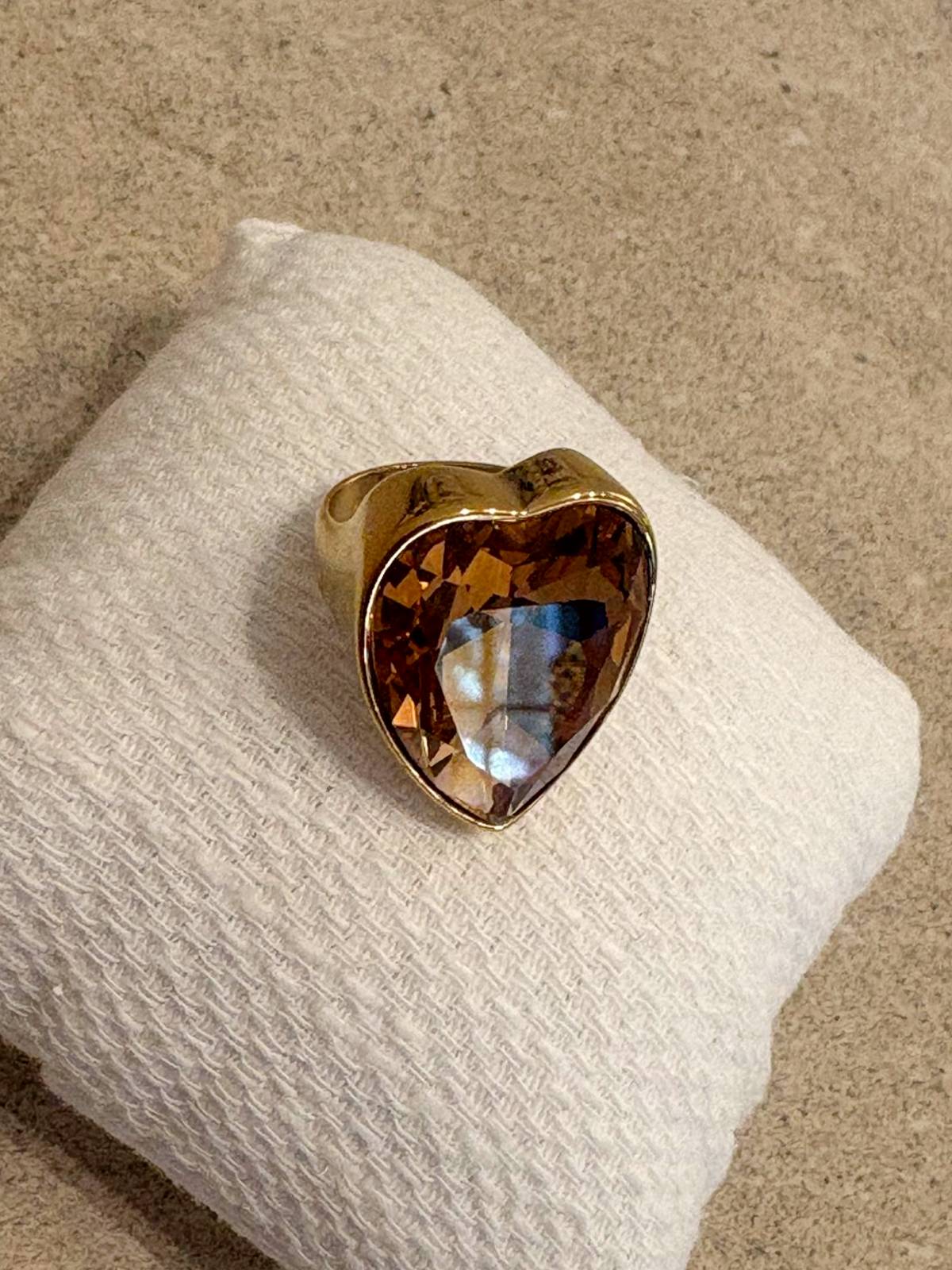 ANILLO CORAZÓN MARRON