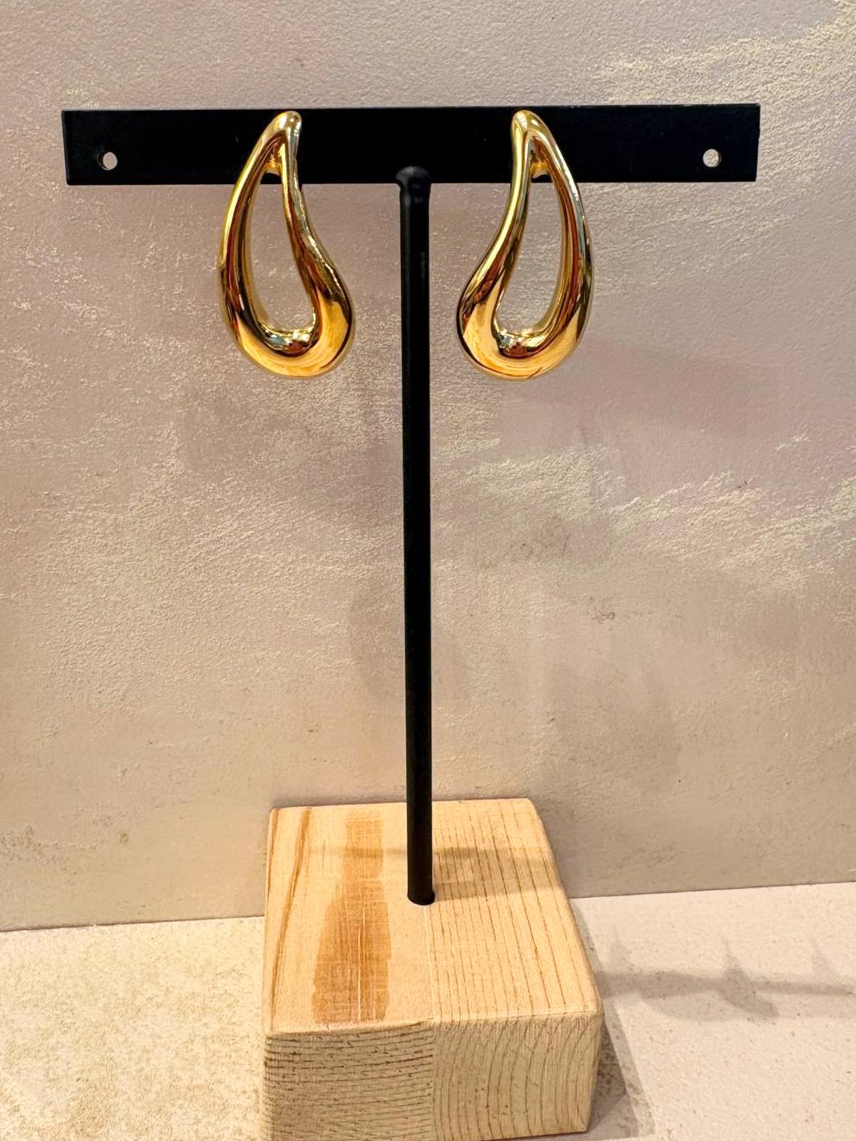 PENDIENTES DROP DORADO