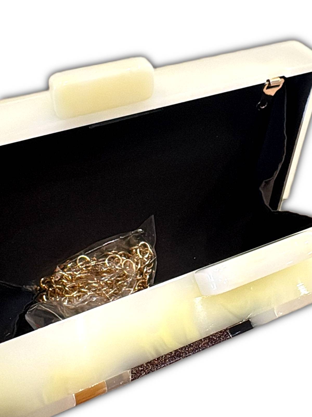 ICONIC AMAR HANDBAG