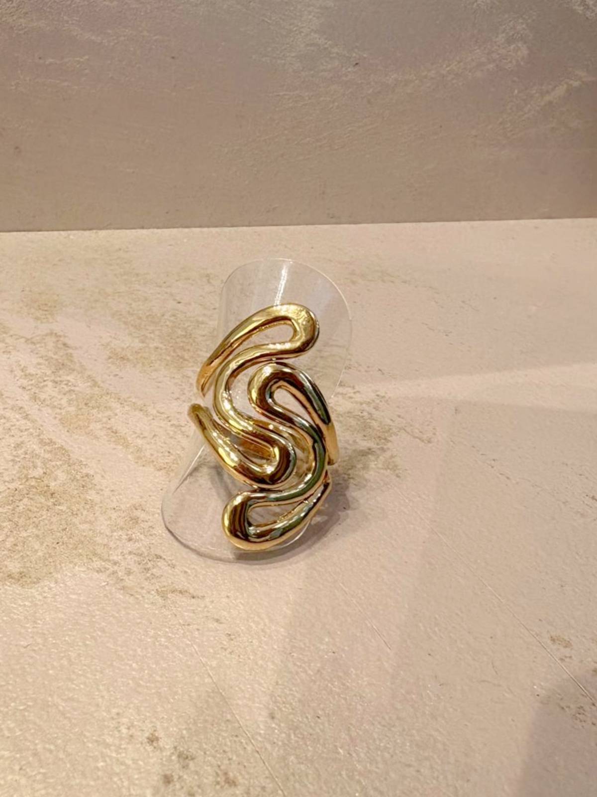GOLD-PLATED STAINLESS STEEL RING