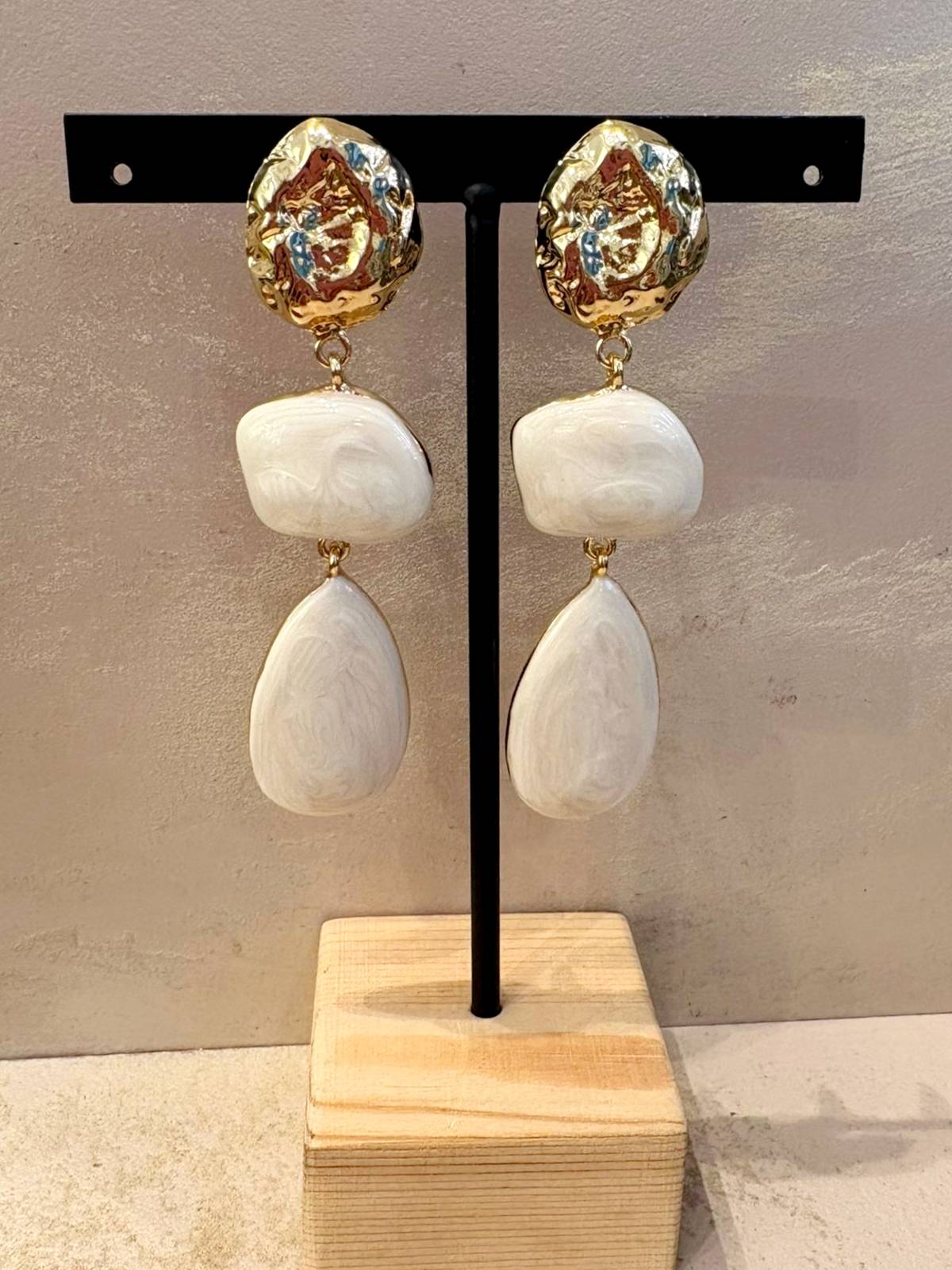 PENDIENTES OBLAK CREMA