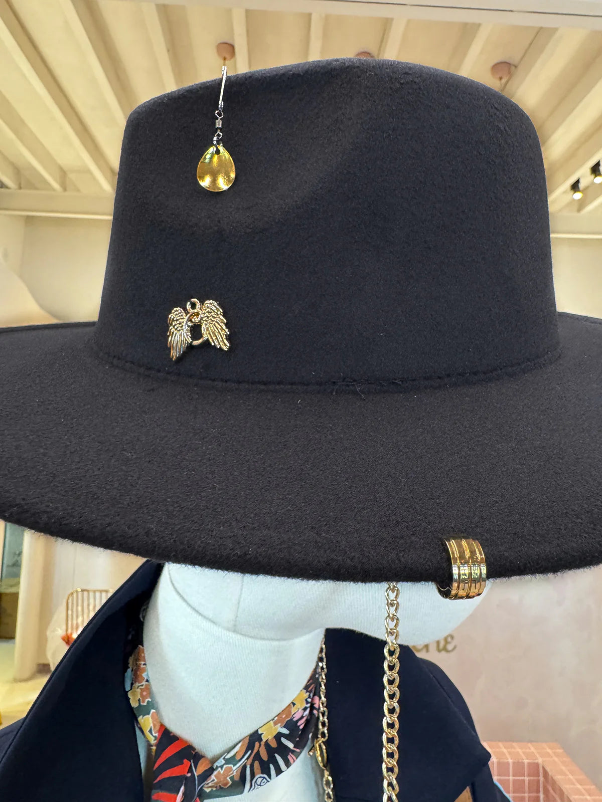 FUSCITA CHAMELEON HAT